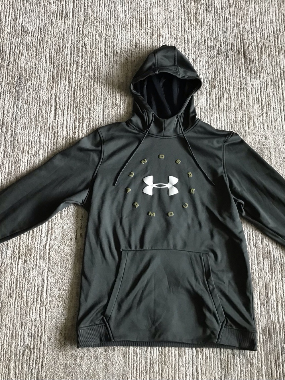 Under Armour Men’s Dark Green Logo Hoodie